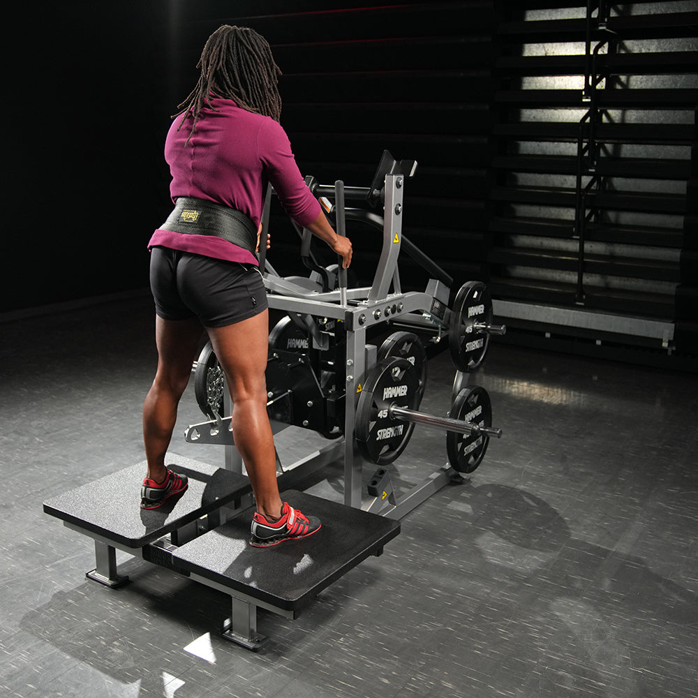 Hammer Strength Plate-Loaded Belt Squat